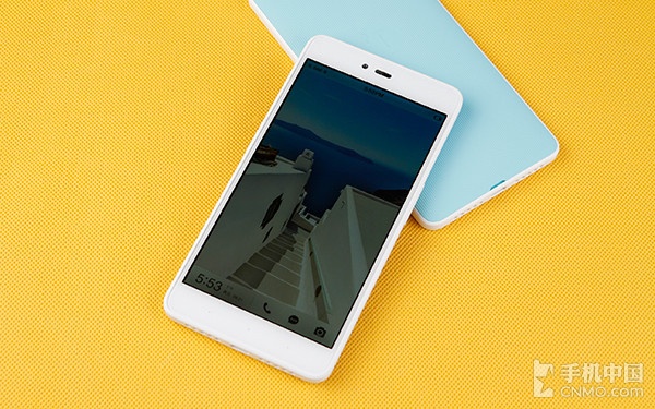 坚果手机全面评测:一款体面的千元机第6张图 坚果手机全面评测:一款体面的千元机第6张图